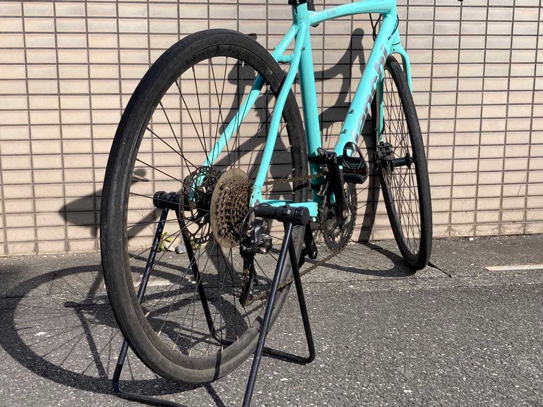 送料込 ビアンキロードバイク Bianchi VIA NIRONE 7 DISC