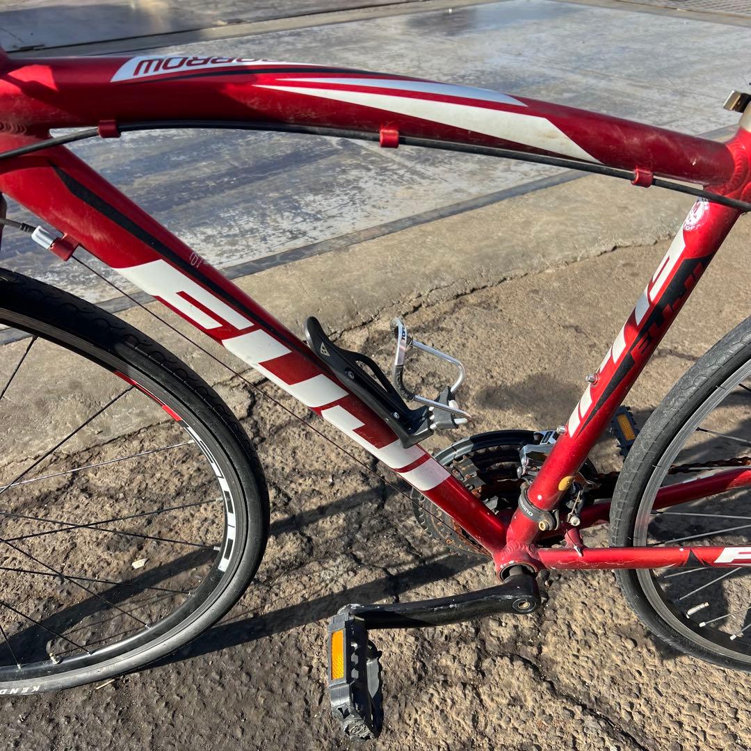 FUJI SPARROW 700*28C アルミ シマノ24速 クロスバイク