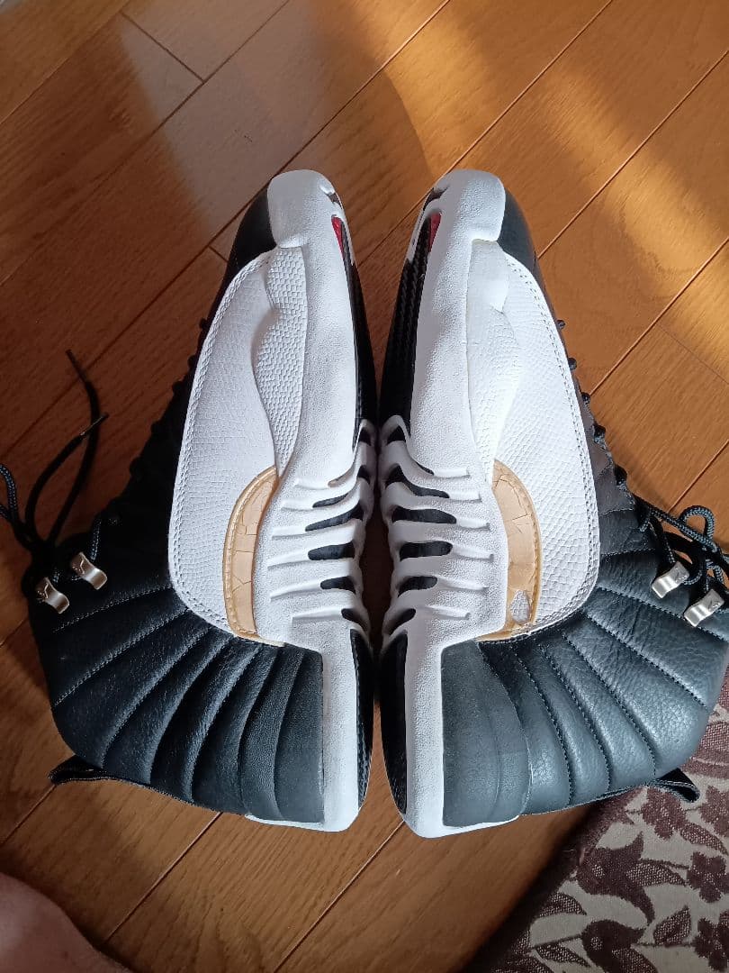 週末価格 新品　AIR JORDAN　スニーカー バッシュ