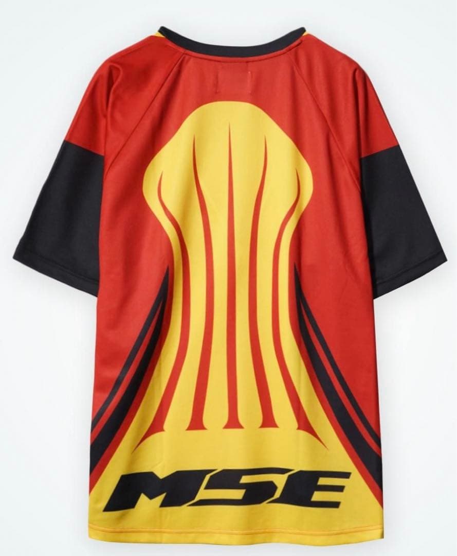 新品・未使用】アンブロ×マジックスティック　サッカージャージ Mサイズ　レッド