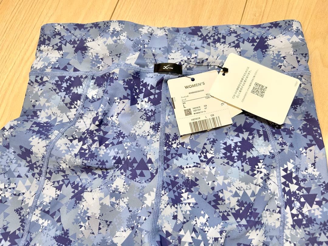 新品タグ付き　CW-X パンツ　スポーツウェア　ヨガウェア　スパッツ