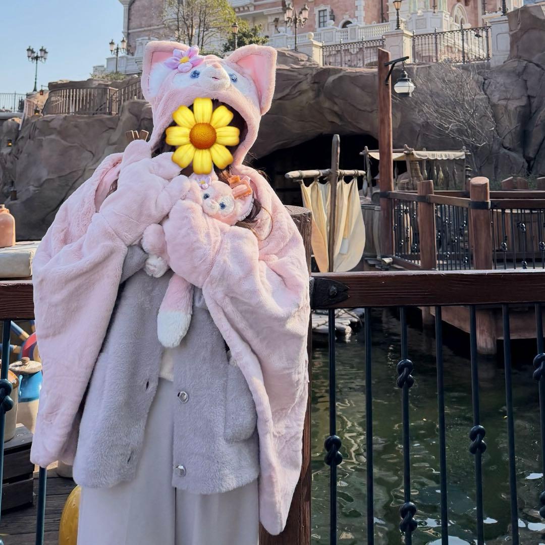 【上海ディズニー】【お値下げ】3wayリーナベルポンチョ クッションブランケット