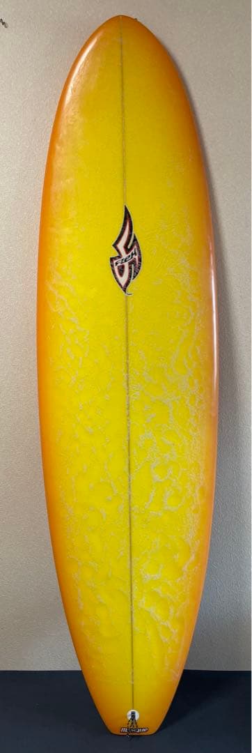 【本日まで】サーフボード　ミッドレングス　6.4