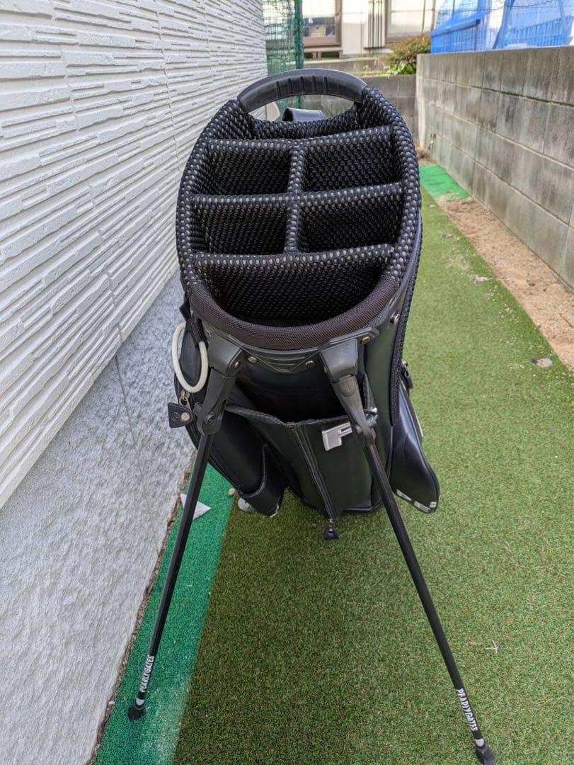 【最新モデル】PEARLY GATES キャディバッグ アイアンカバー付き