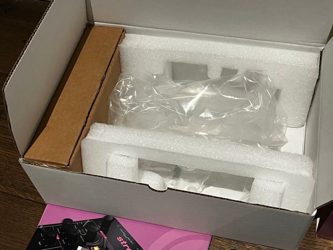 Waldorf Streichfett ストリングシンセサイザー