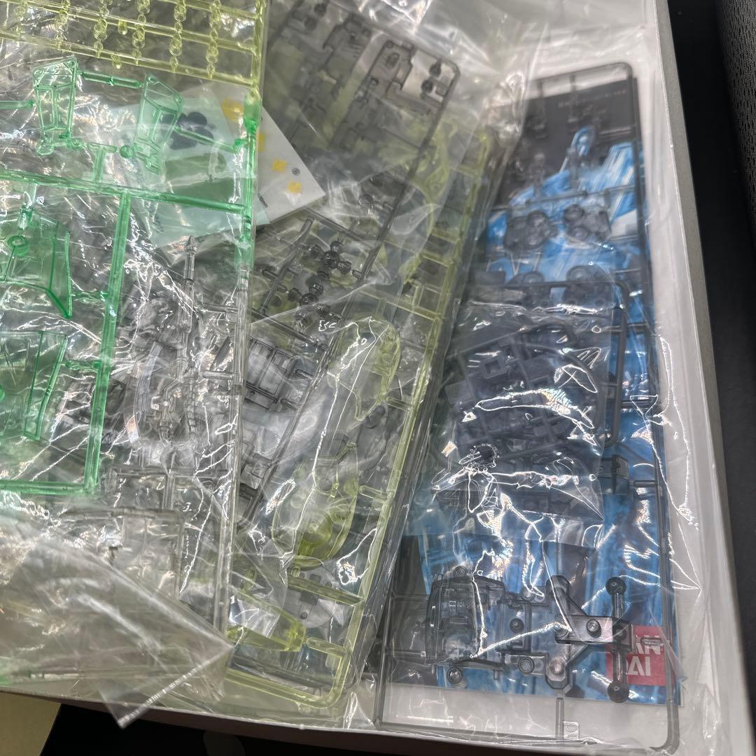 MG ザク II MS-06F/J クリスタルバージョン