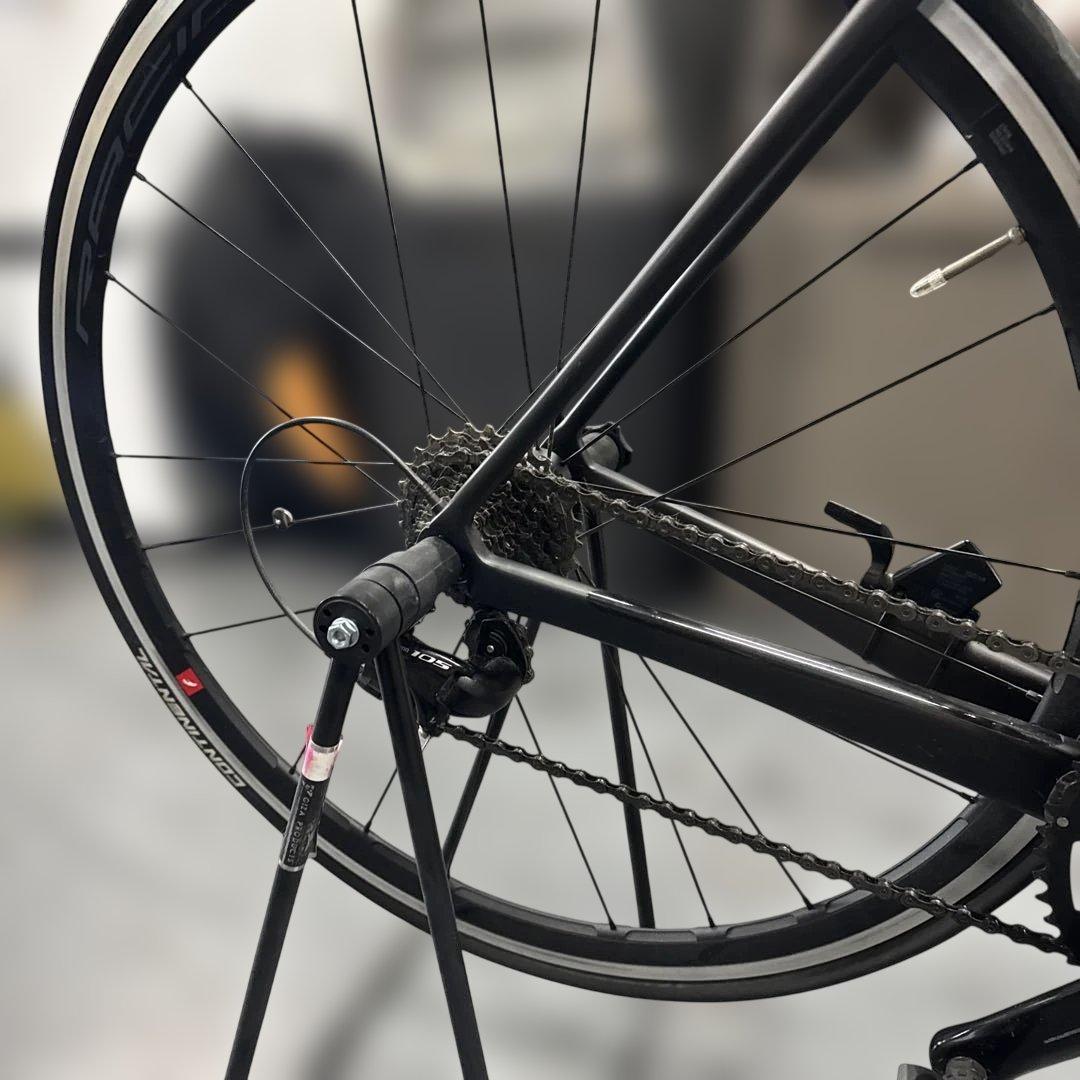 SPECIALIZED ロードバイク ブラック　フルカーボン