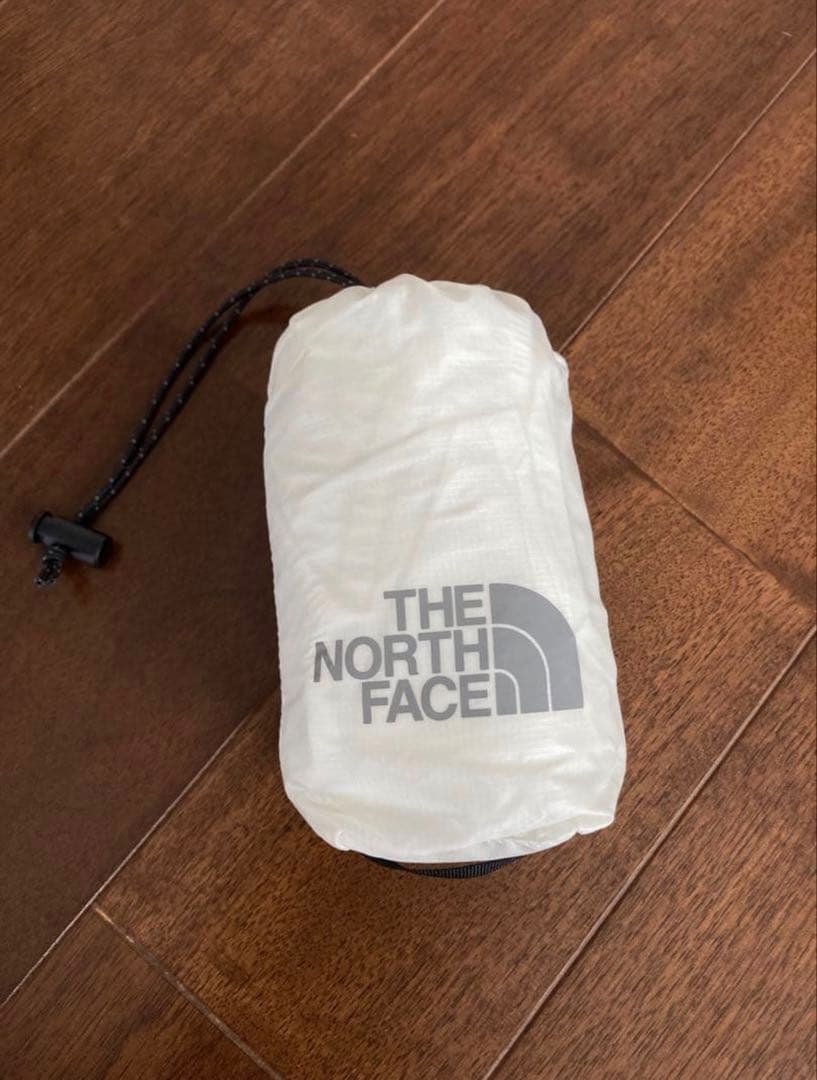 THE NORTH FACE ホワイトウィンドブレーカー