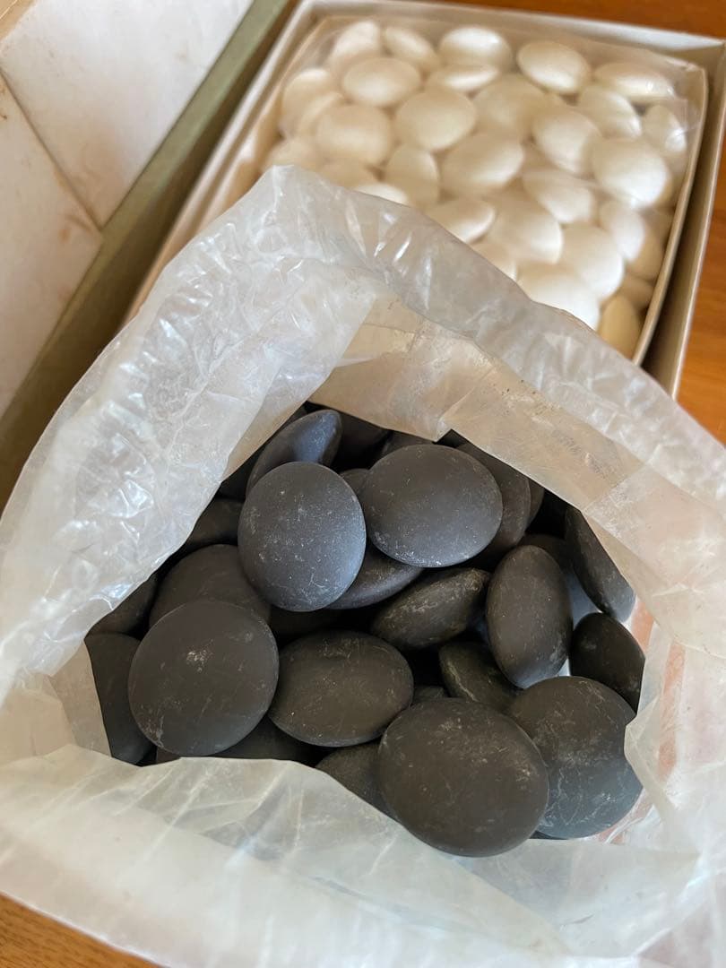 【新品未使用】囲碁　碁石　日向特製　本蛤碁石　那智黒碁石　33号