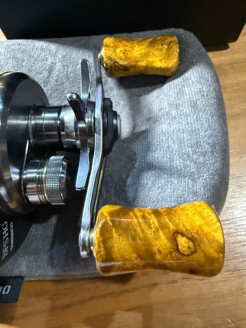 シマノカルカッタコンクエスト　17BFS HG 美品箱付き　中古