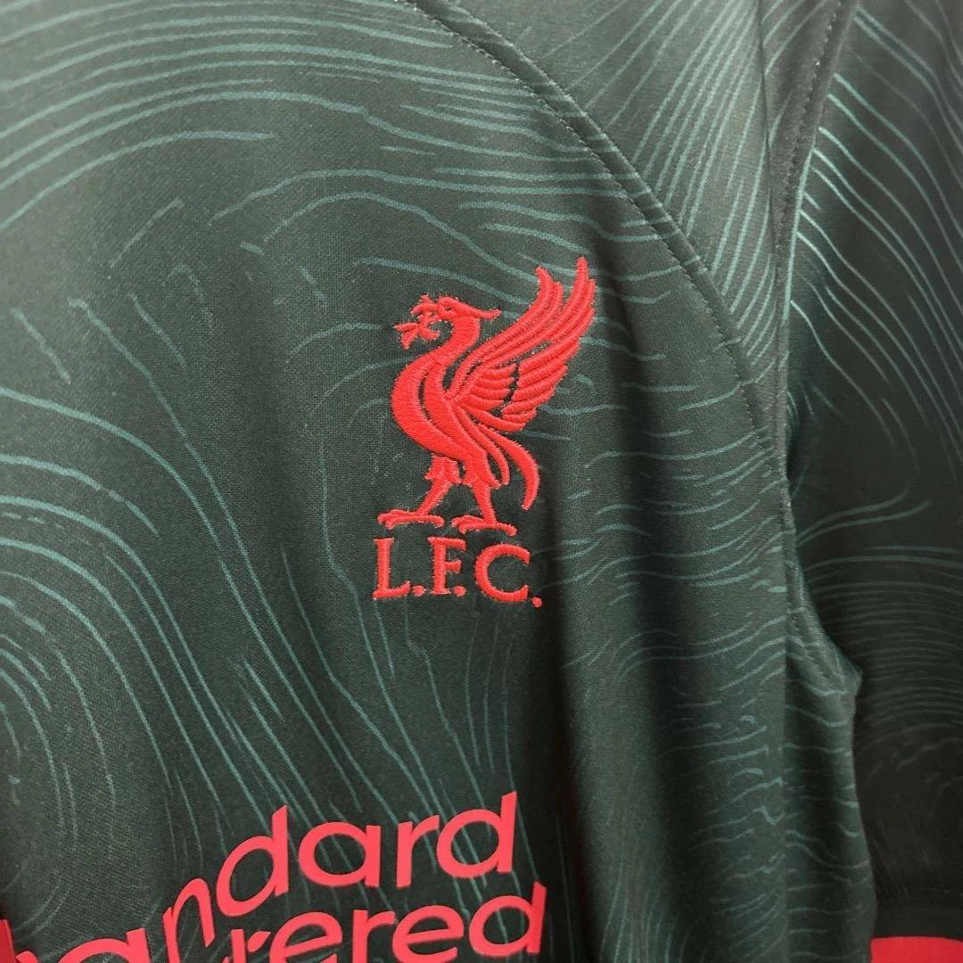 リヴァプール22/23サードユニフォーム