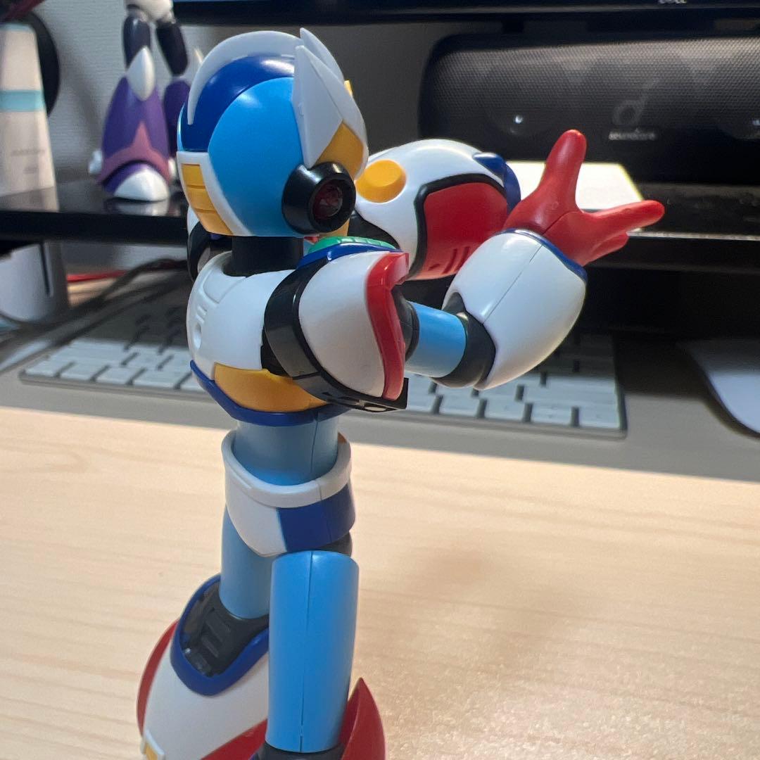 【組立済】ロックマンX セカンドアーマー コトブキヤ プラモデル　壽屋