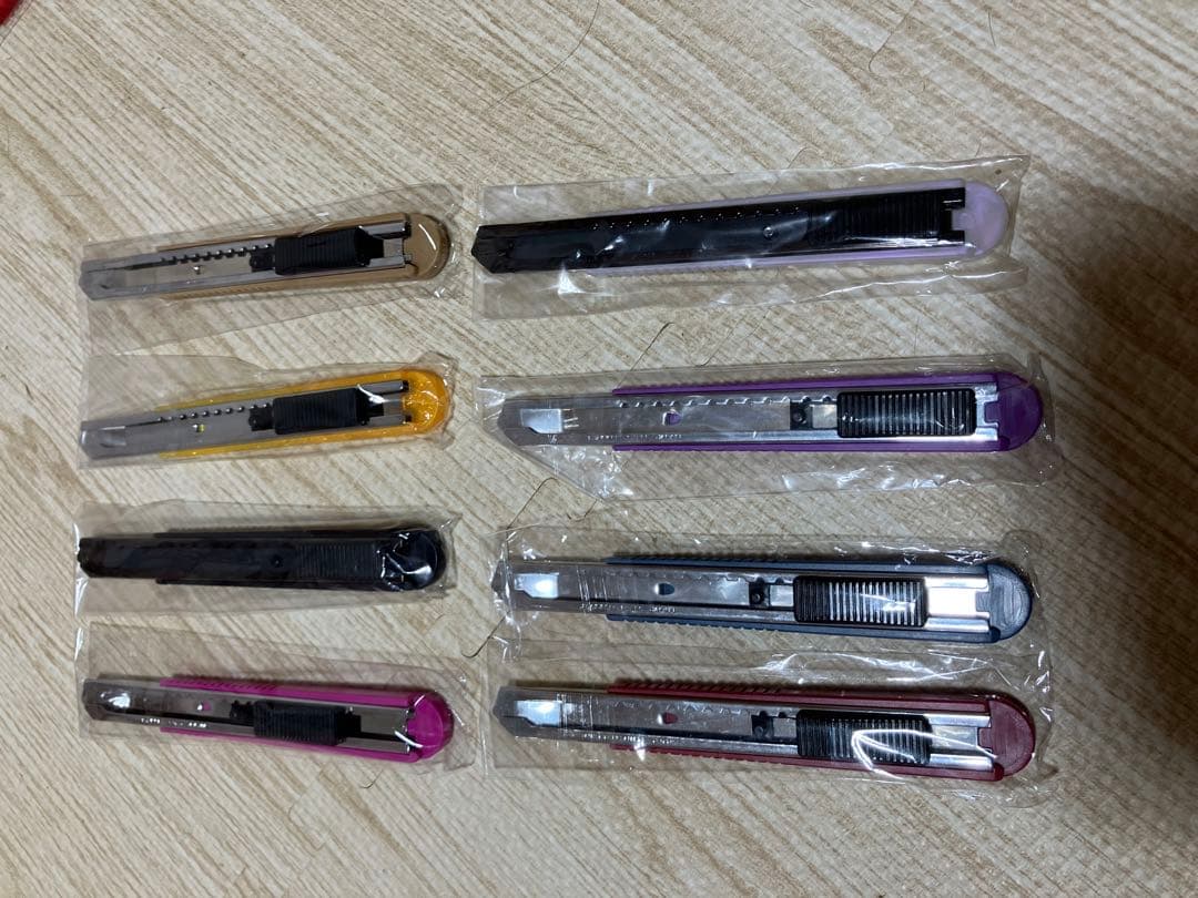 オルファ　カッター　中刃ショート　非売品