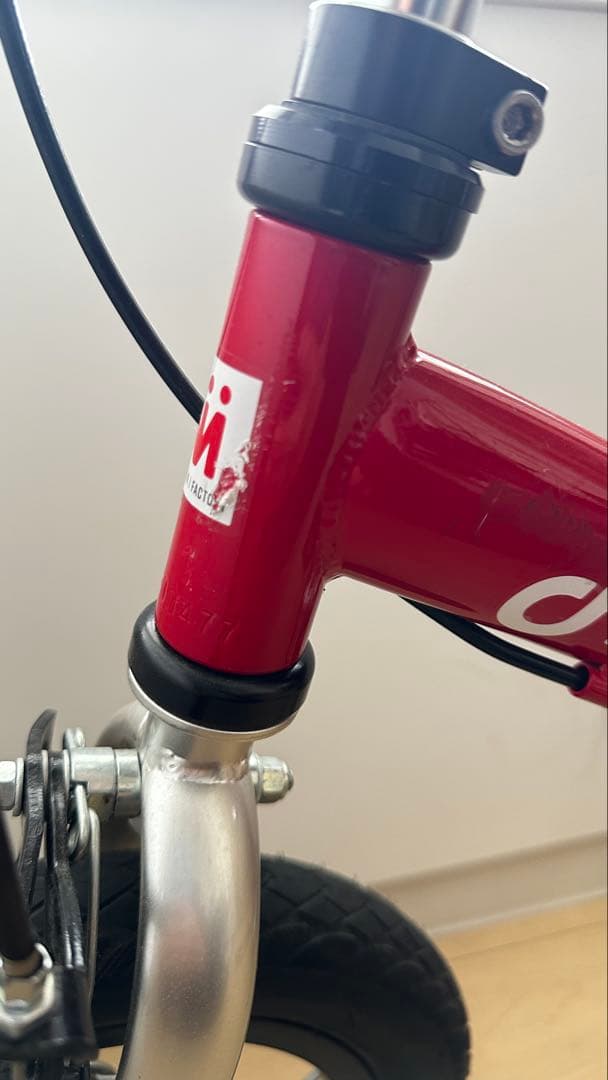 お正月限定割引！ へんしんばいく2 12インチ　赤色　レッド