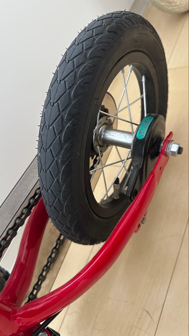 お正月限定割引！ へんしんばいく2 12インチ　赤色　レッド