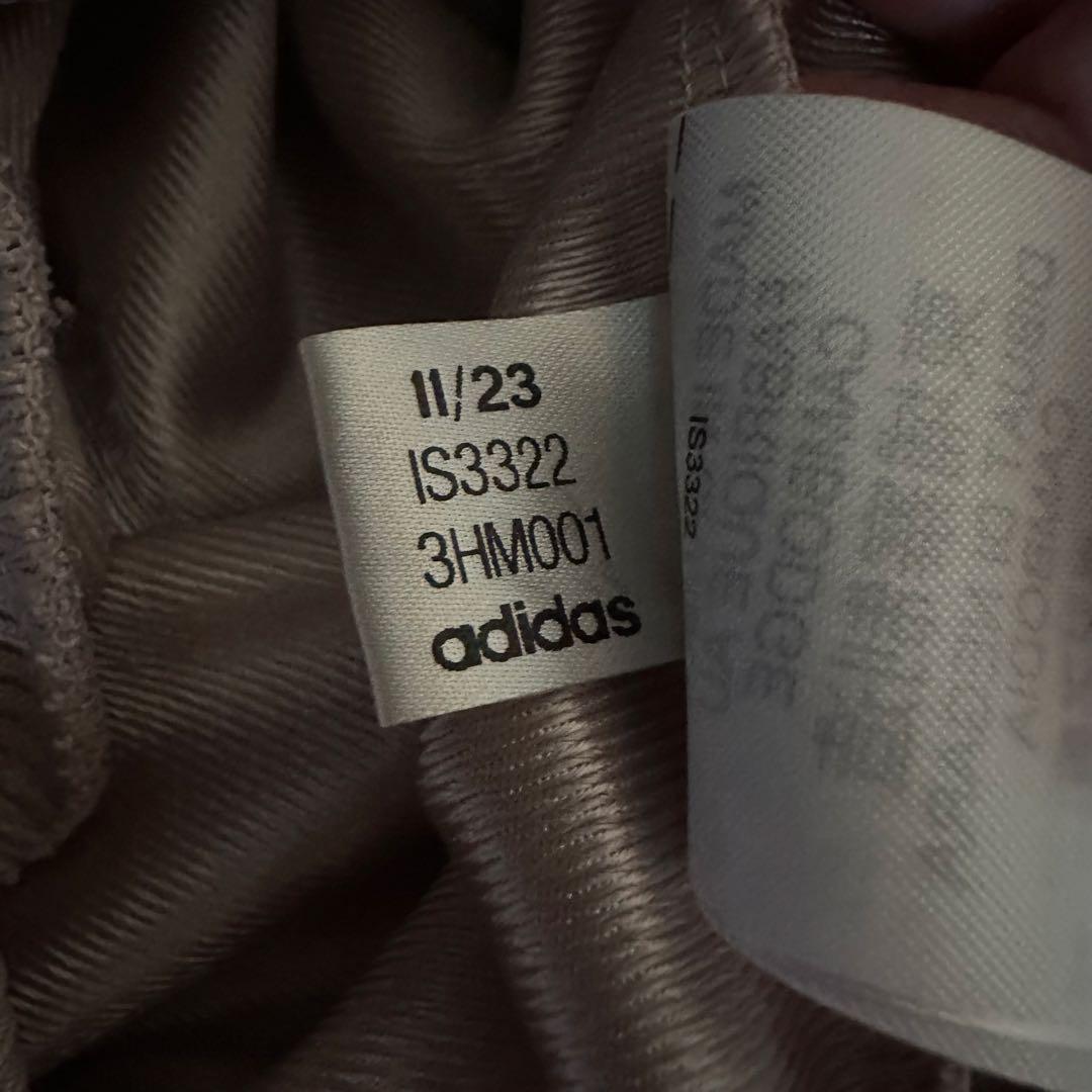 adidas トラックトップ