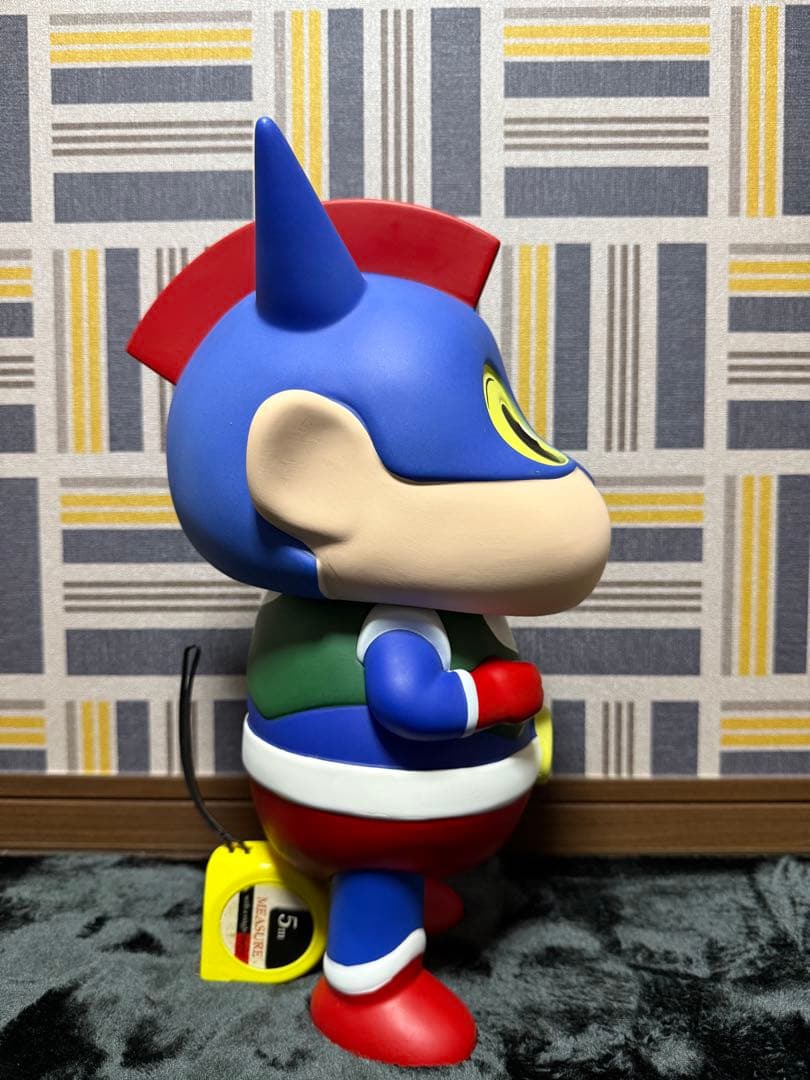 クレヨンしんちゃん42cmフィギュア