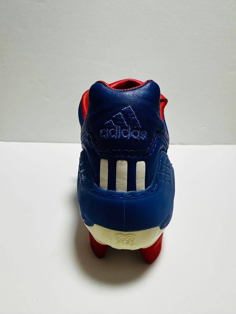 新品未使用 adidasプレデターマニア Predator Mania 26.5