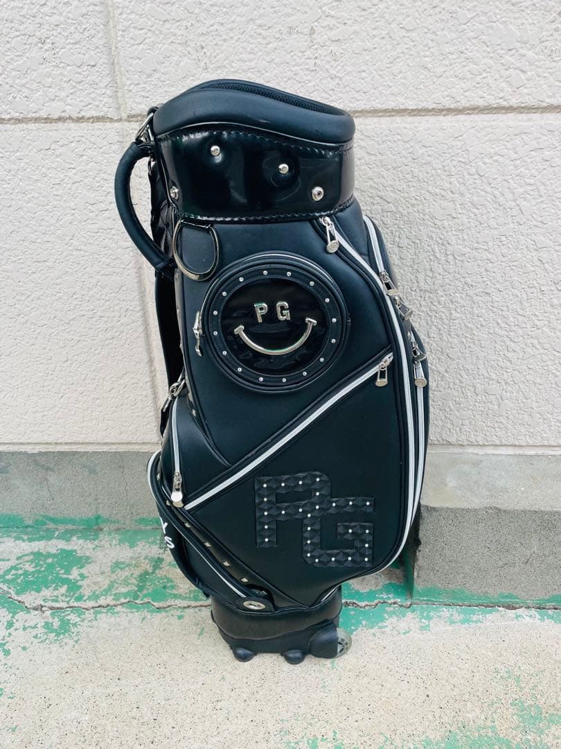 【最終価格】PEARLY GATES ブラックゴルフバッグ