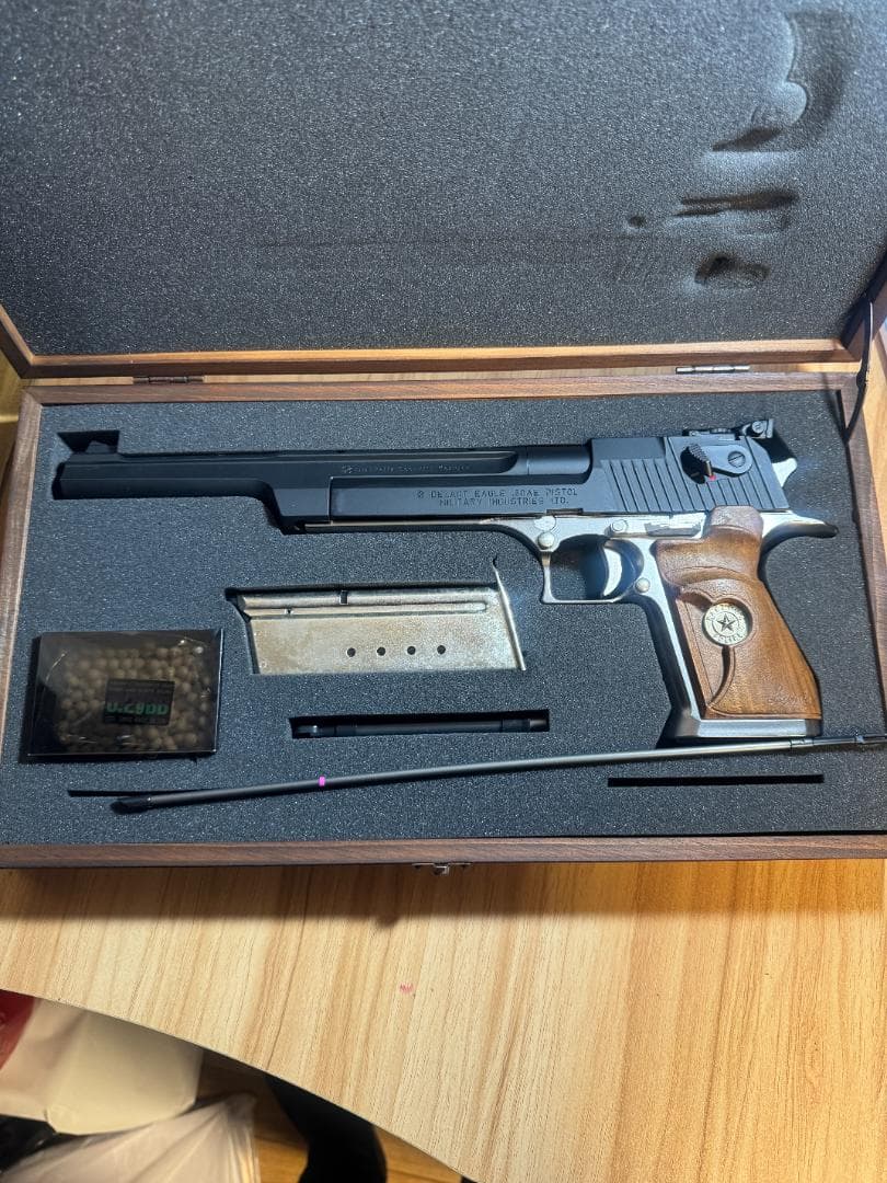 バイオハザード2 デザートイーグル 50AE