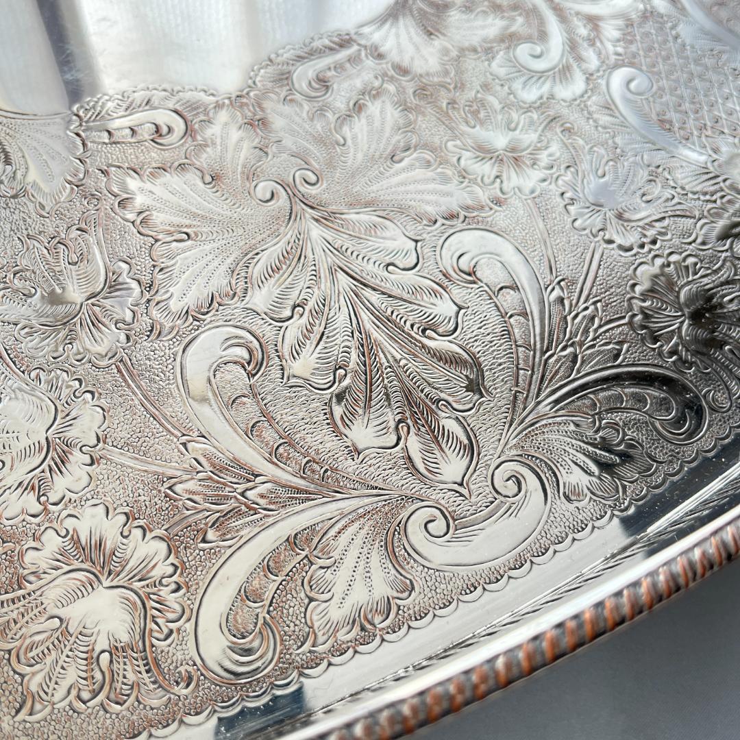 【英国】 ギャラリートレー オーバル型 45cm 　 装飾フット 大型