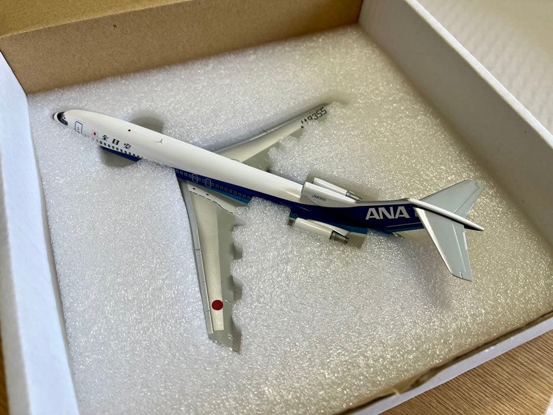 航空機・ヘリコプター 1/200 ANA B727-200 JA8355