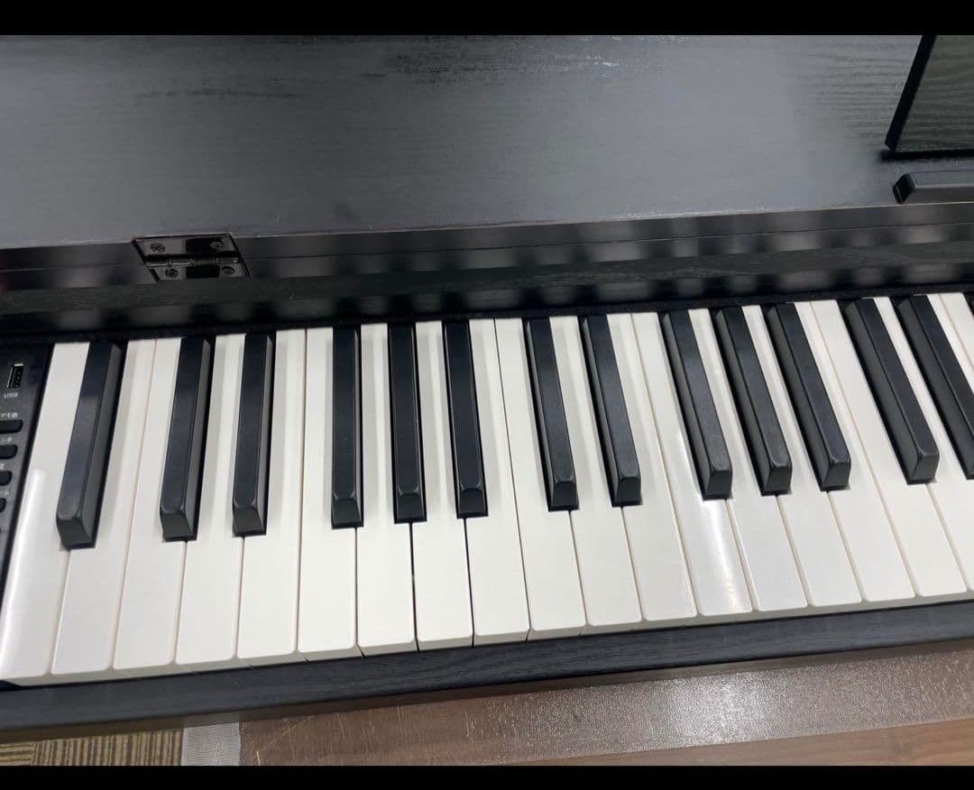 電子ピアノ88鍵盤　ハンマーアクション鍵盤　3本ペダル　ブラック