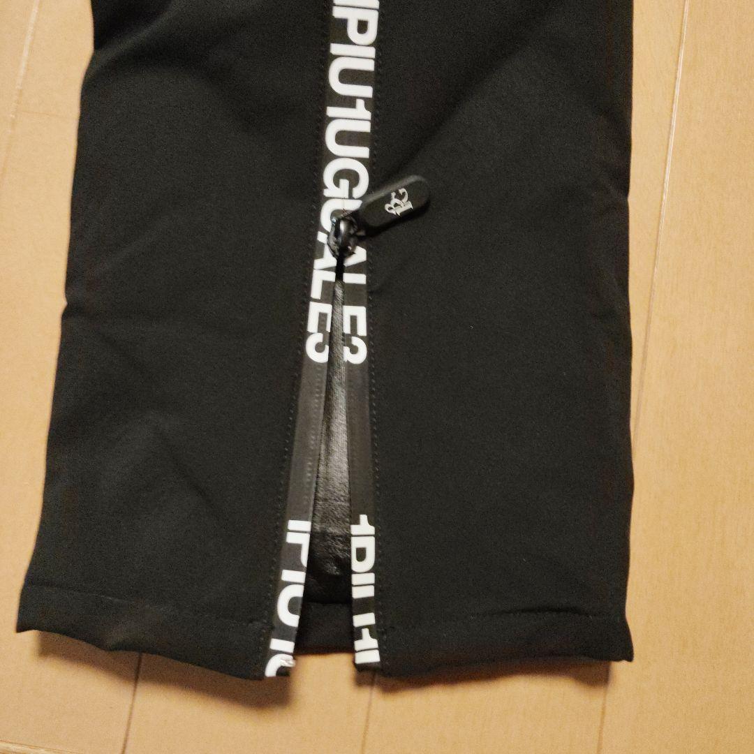 1PIU1UGUALE3 　GOLF 冬用ゴルフブラックパンツ　中綿ダウンパンツ