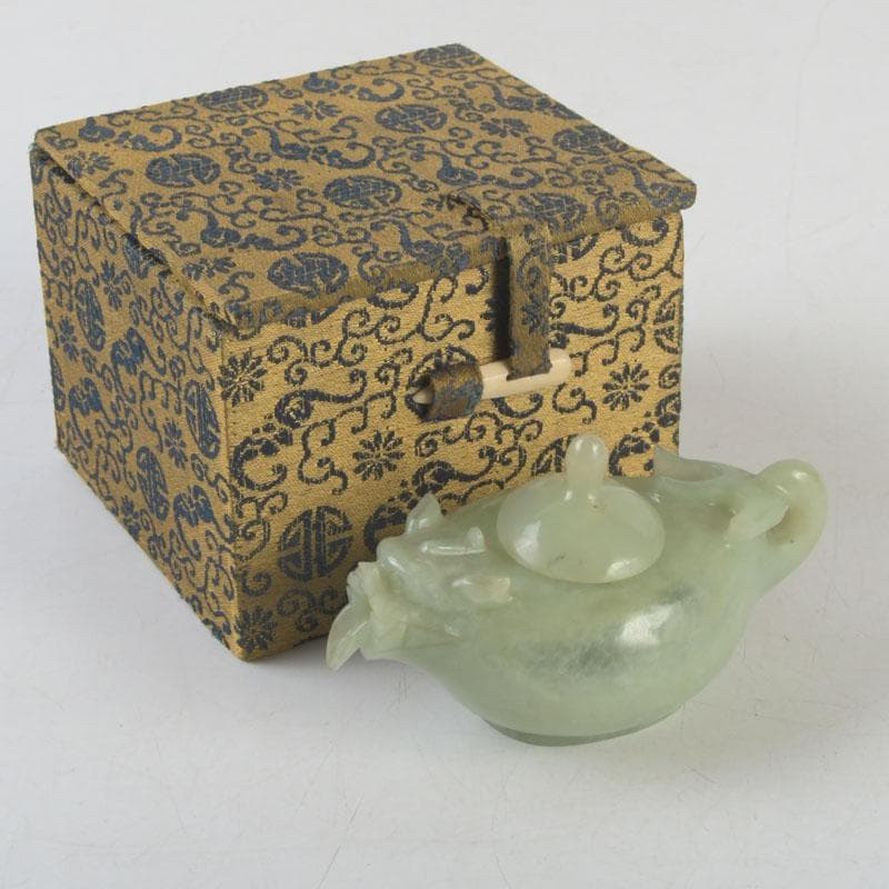 中国　書道具　玉石彫刻　神獣刻　水滴　V　9592