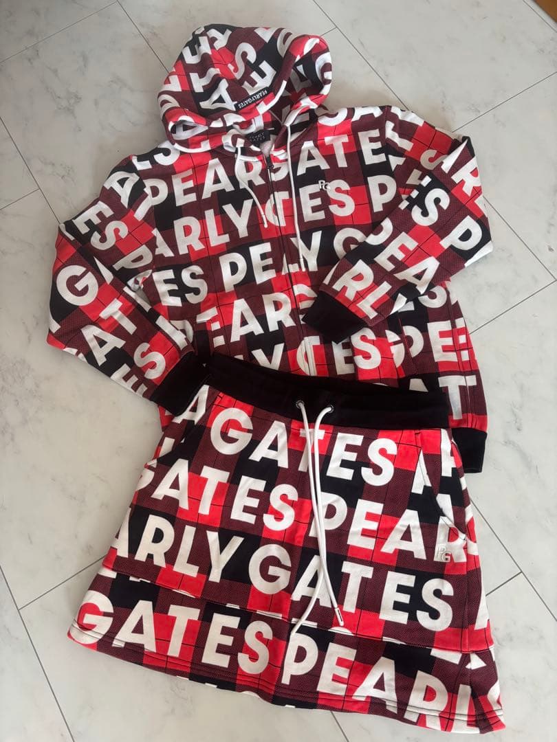 パーリーゲイツ　パーカー・裏起毛スカート・バイザー付き　セットアップ