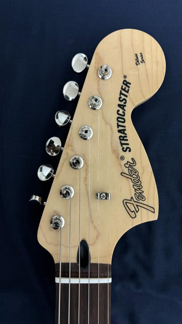 ギター Fender Tom Delonge Stratocaster