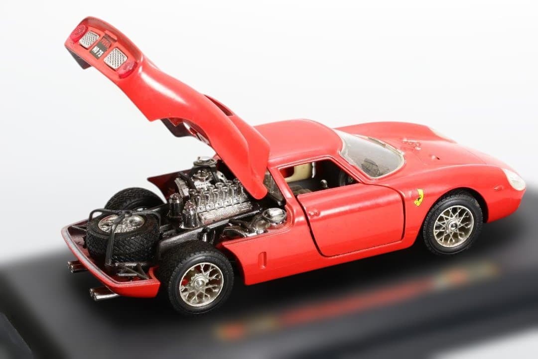 Bburago ブラーゴ 1/24 Ferrari 250 LM（1965）