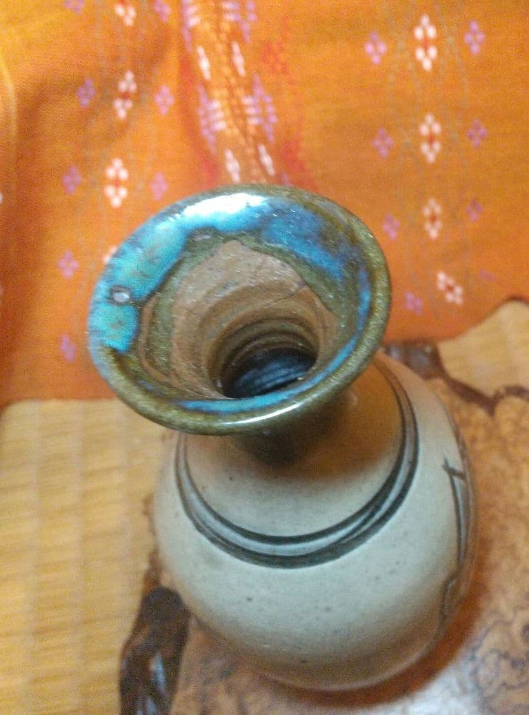 【金城次郎】 魚紋徳利