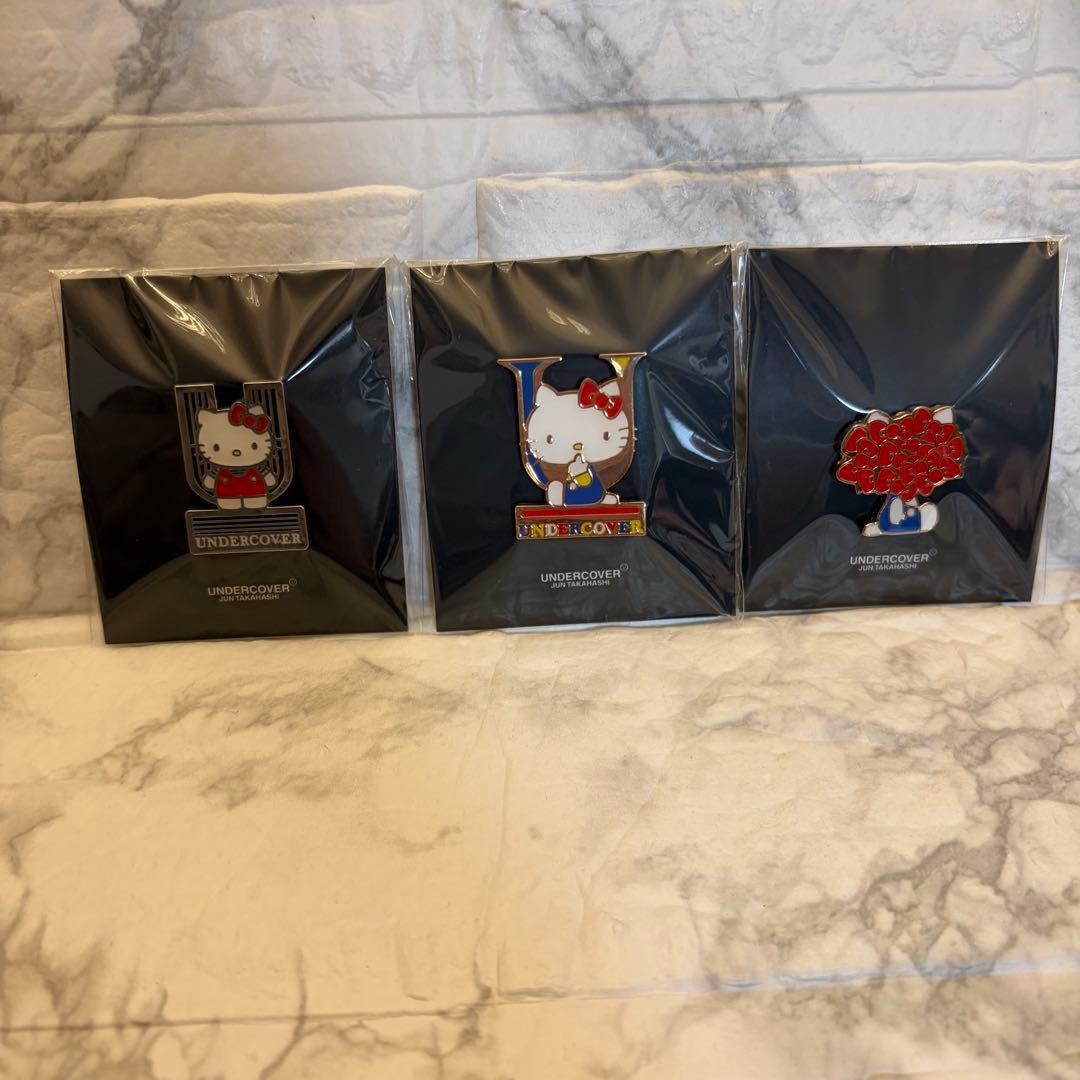 UNDERCOVER ハローキティ ピンバッジ 3個セット