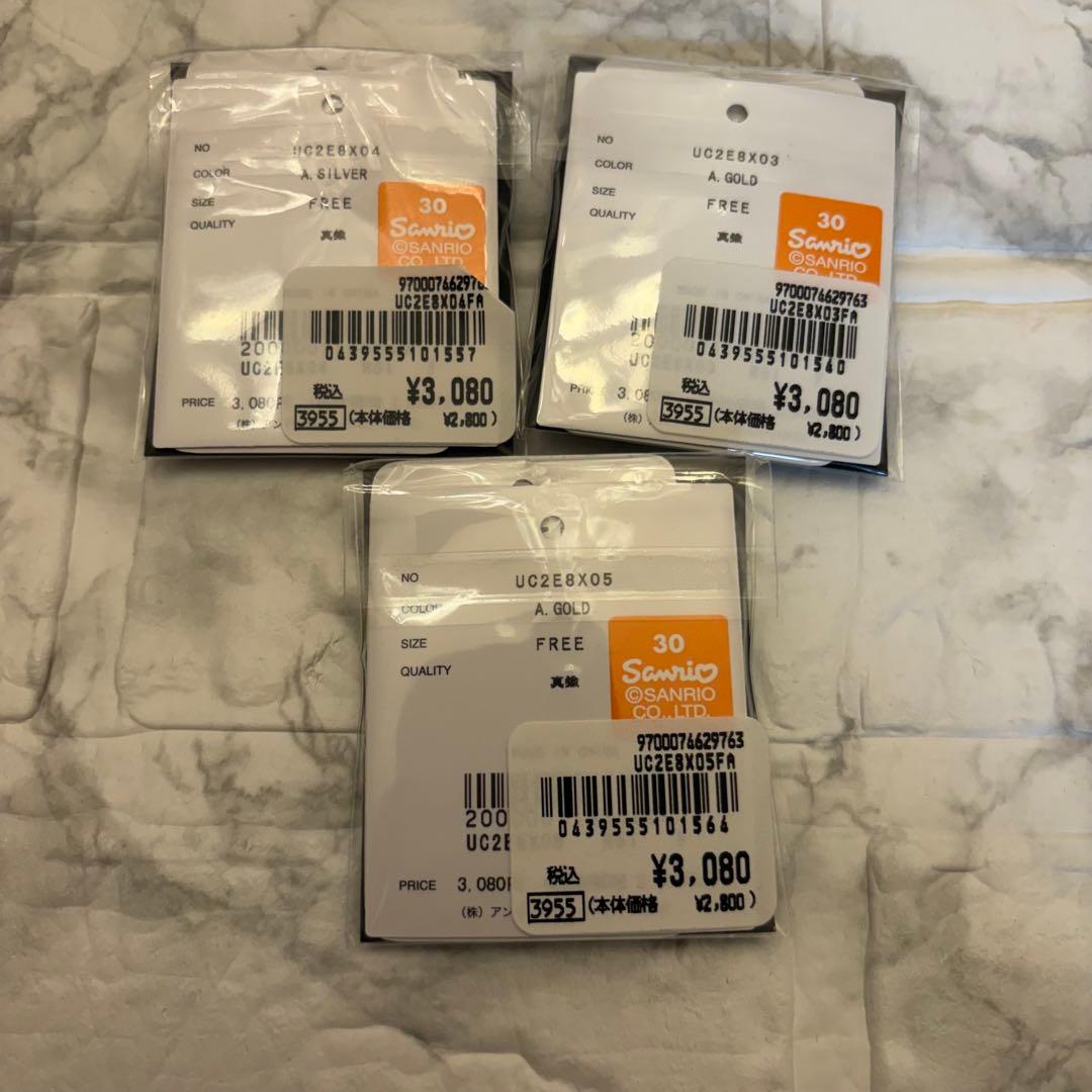 UNDERCOVER ハローキティ ピンバッジ 3個セット