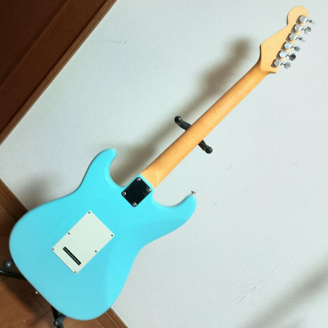 BUSKER’S　ストラトキャスタータイプ　エレキギター　ソニックブルー