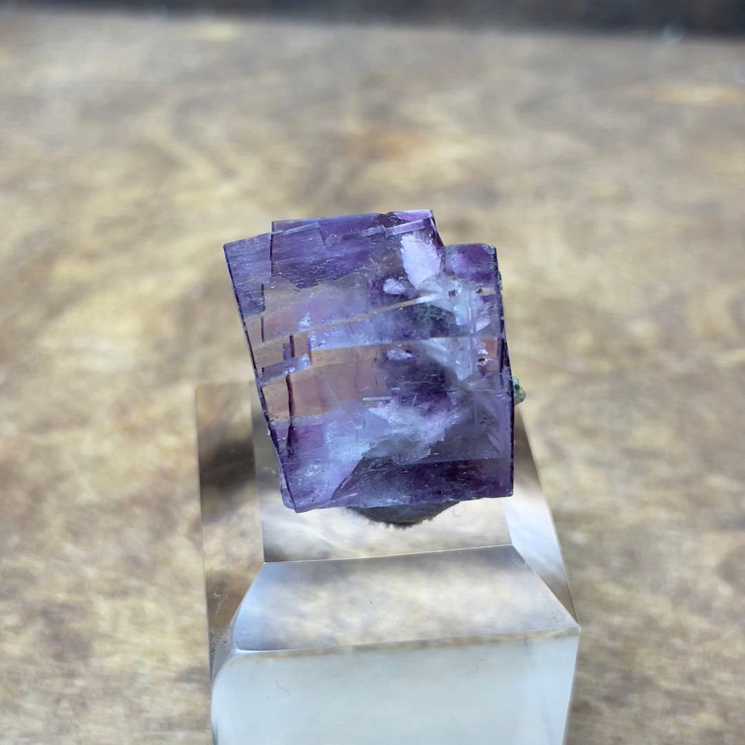 VIP-1003 中国　ヤオガンシャン産　フローライト原石＊ハイクリアパープル