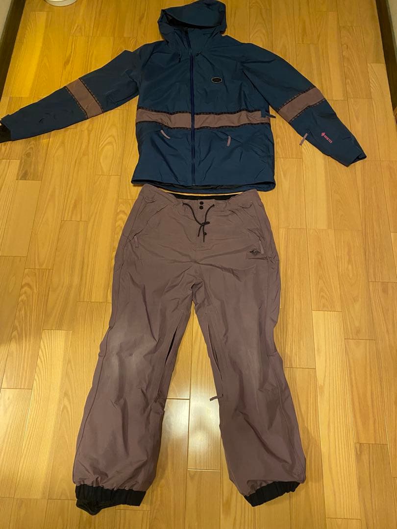 Quicksilver GORE-TEX 上下セット M/Lサイズ　ウェア