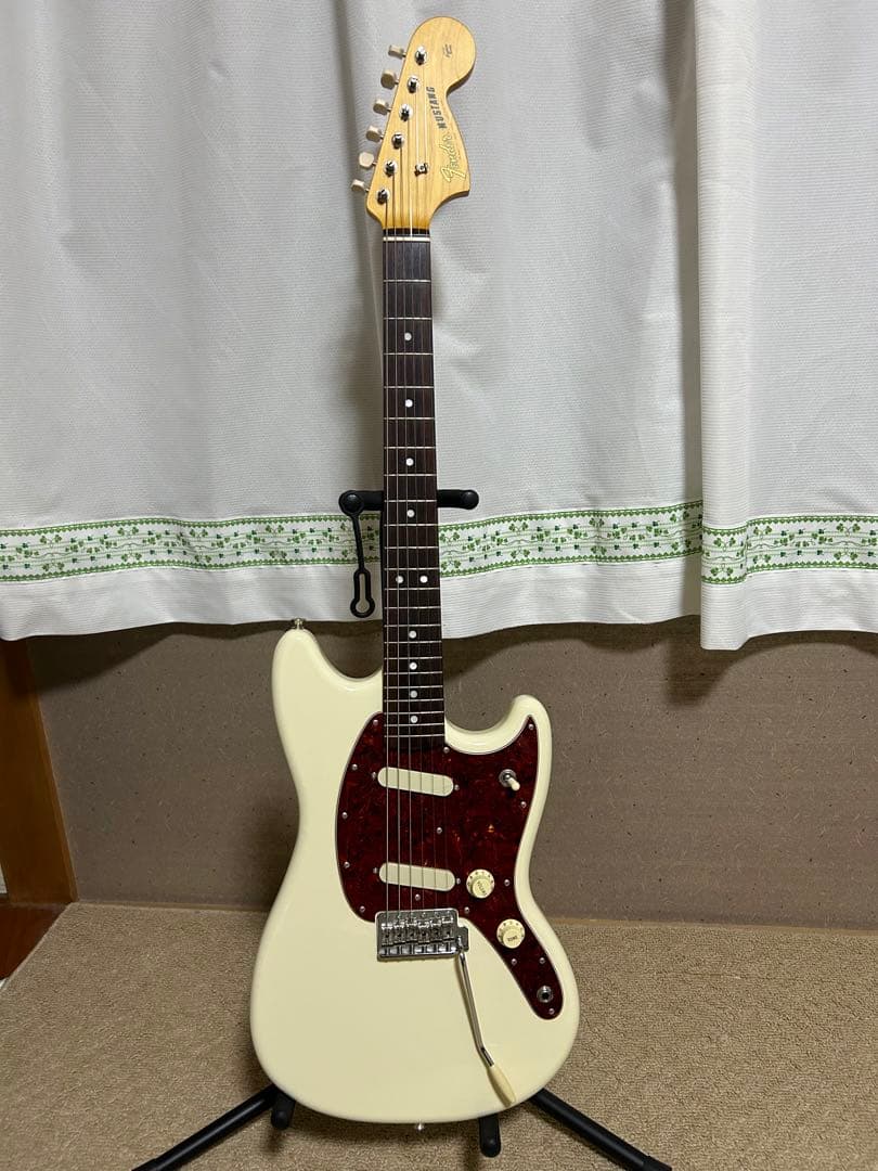 ギター fender made in japan CHAR MUSTANG