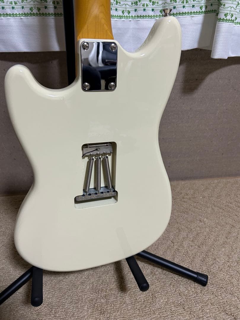 ギター fender made in japan CHAR MUSTANG