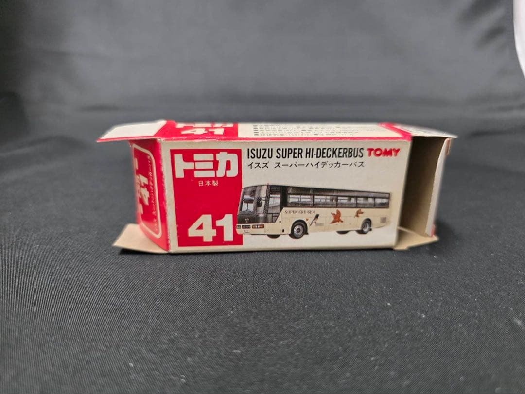 トミカ赤箱41いすずハイデッカーバス