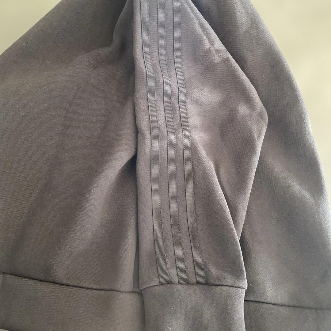 アディダスゴルフ　スウェットセットアップ　ジャケット&スカートスリーストライプス