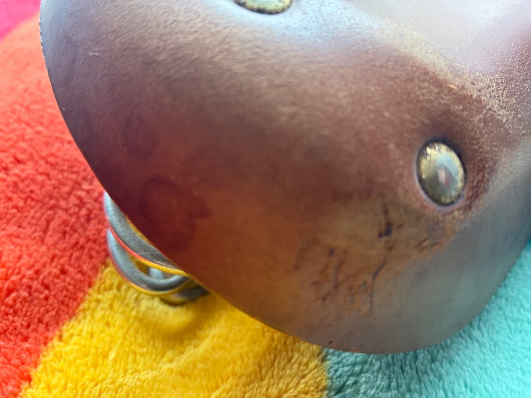 PEUGEOT （プジョー）Pacific18 レザーサドル