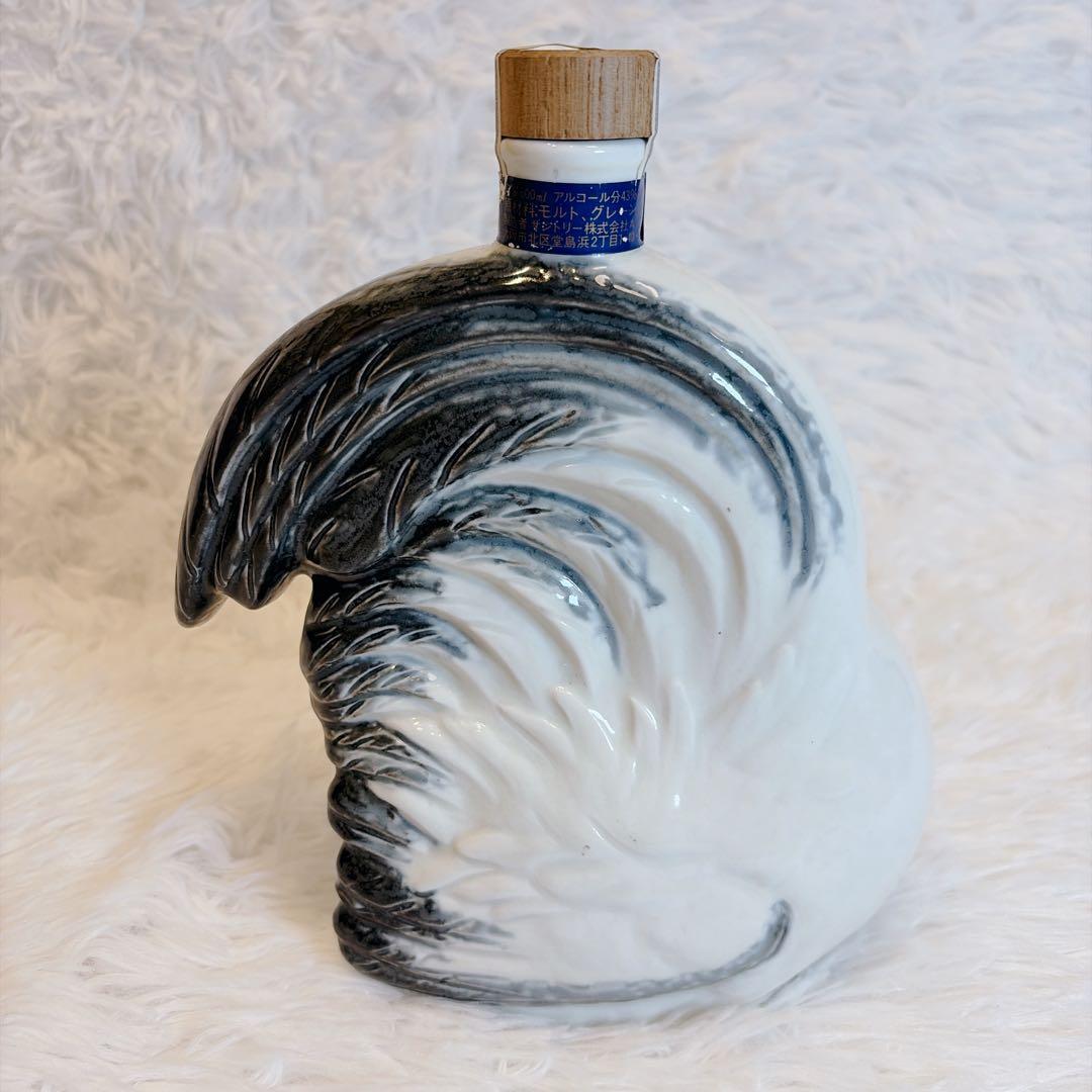 【未開栓・美品】サントリー ローヤルウイスキー 干支ボトル 酉 鶏 陶器ボトル