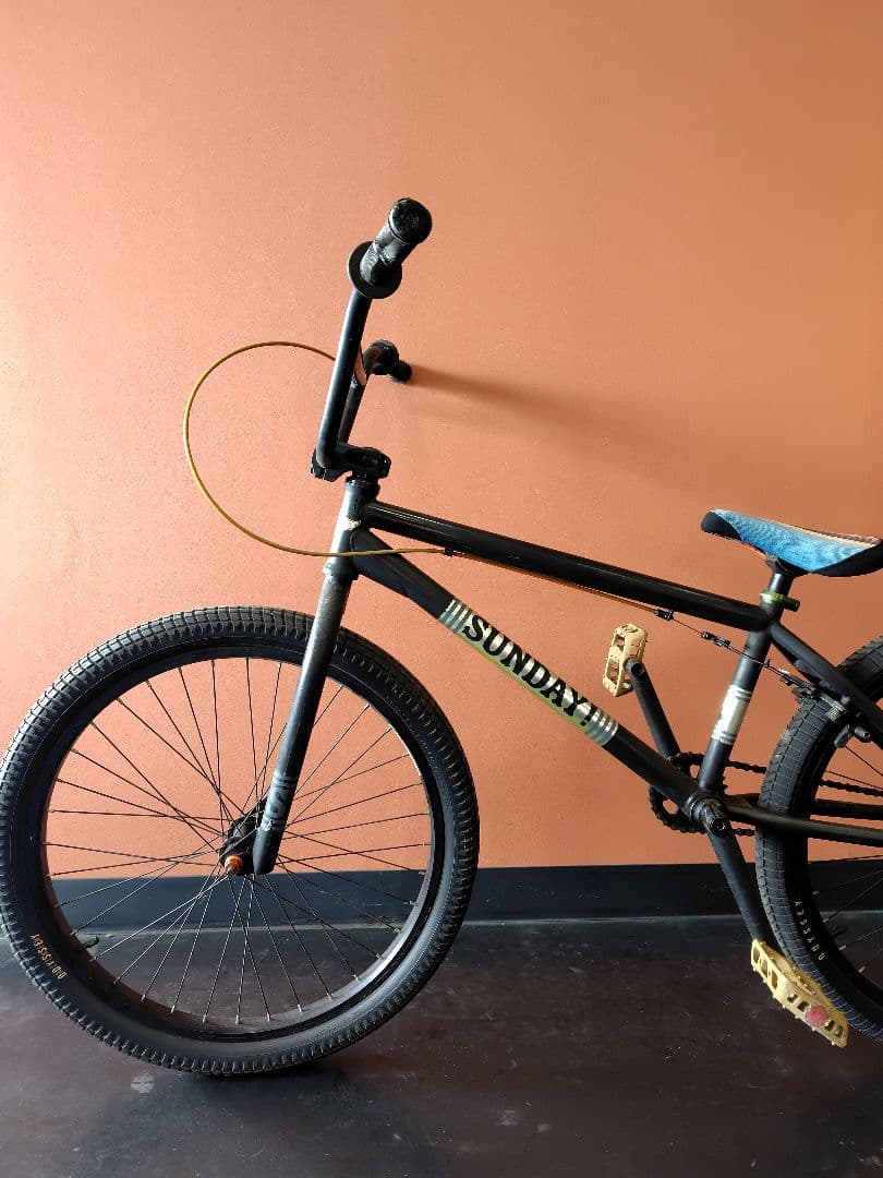 SUNDAY BMX クルーザー 24インチ フラットペダル付き