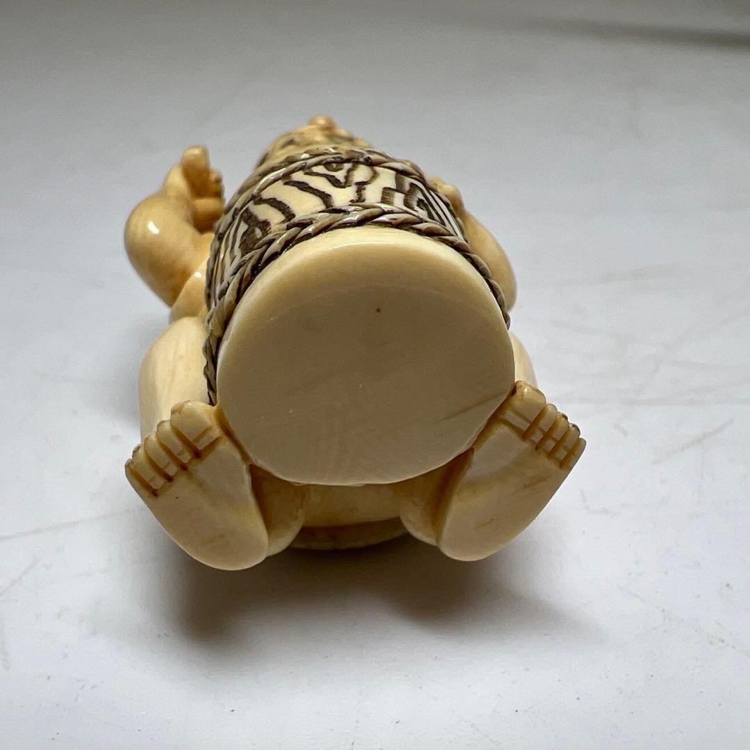 極上太鼓に人物根付　17g 東Y8-0203☆2Fトヒチ