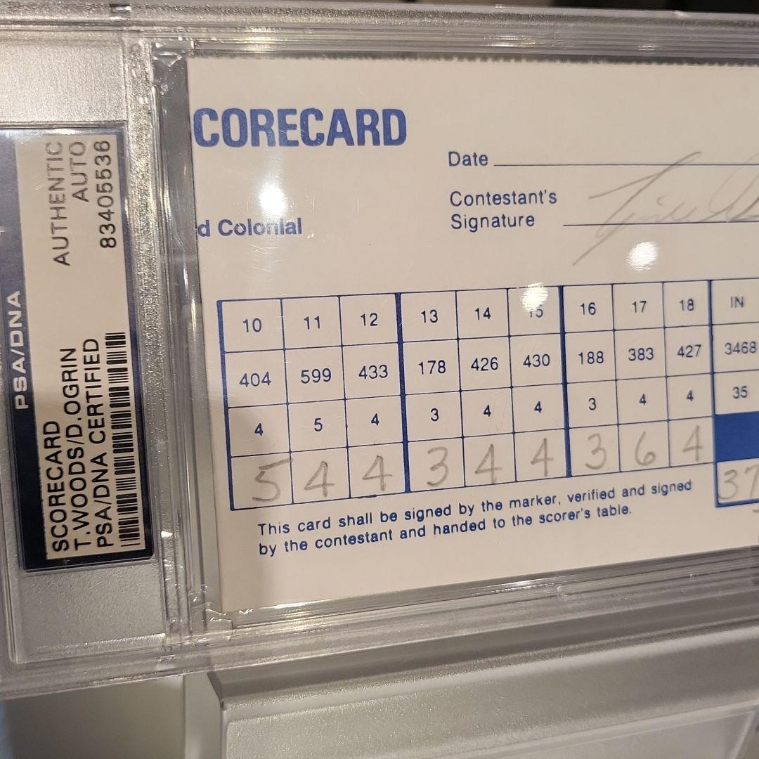 タイガーウッズ直筆サインスコアカード