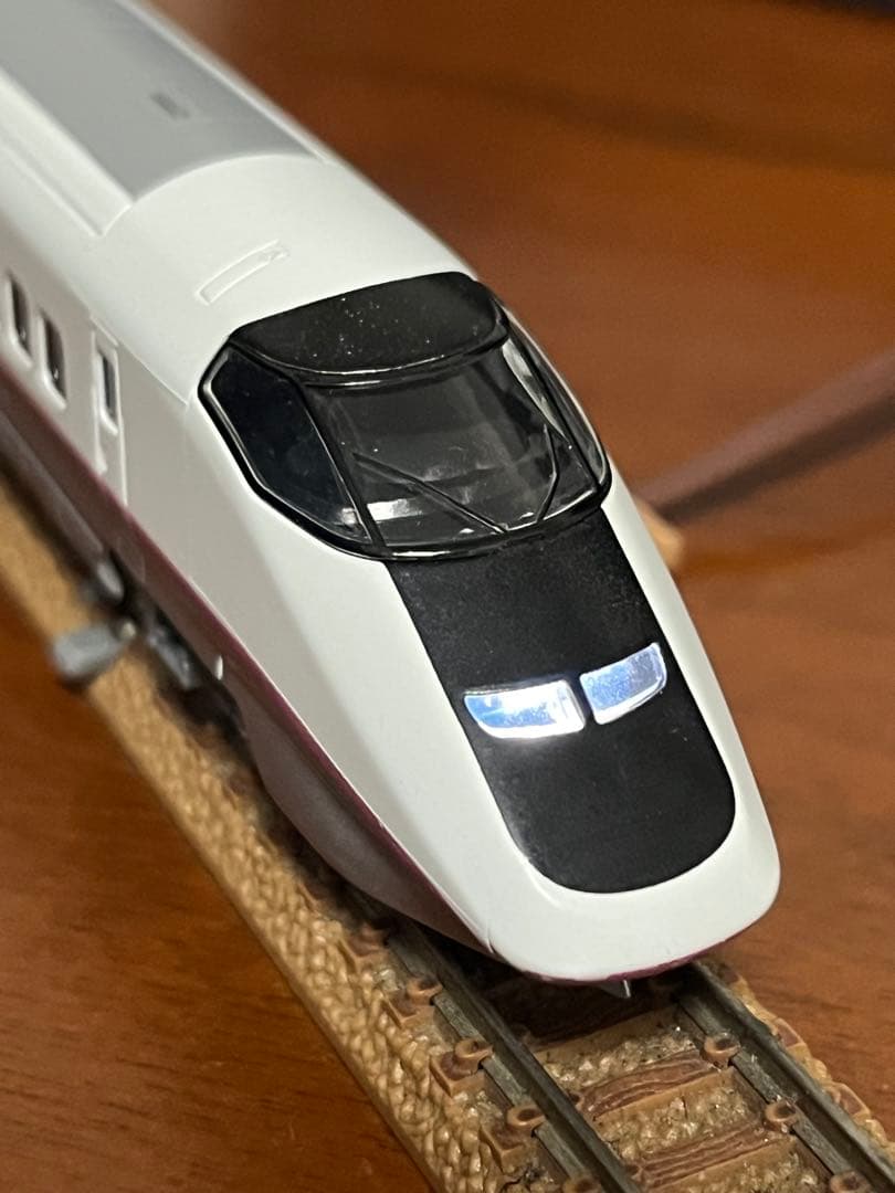 E3系秋田新幹線6両　tomix ライト点灯動力動作確認済　ジャンク品