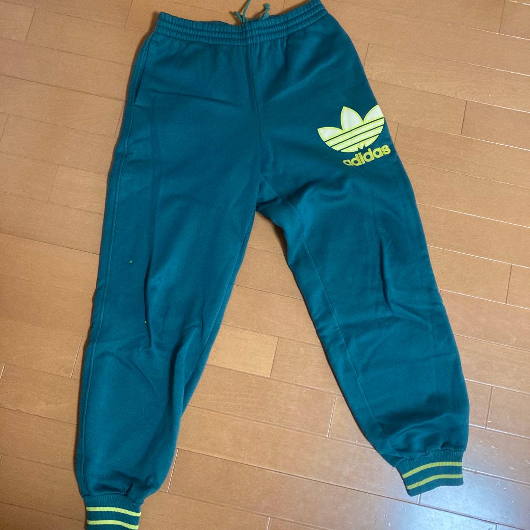 adidas ジャージ　っぽいやつLサイズ ダークグリーン