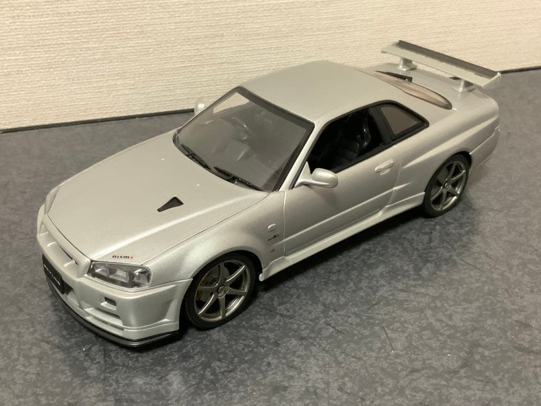 ホットワークス　スカイラインR34 GT-R Z-Tune 1/24